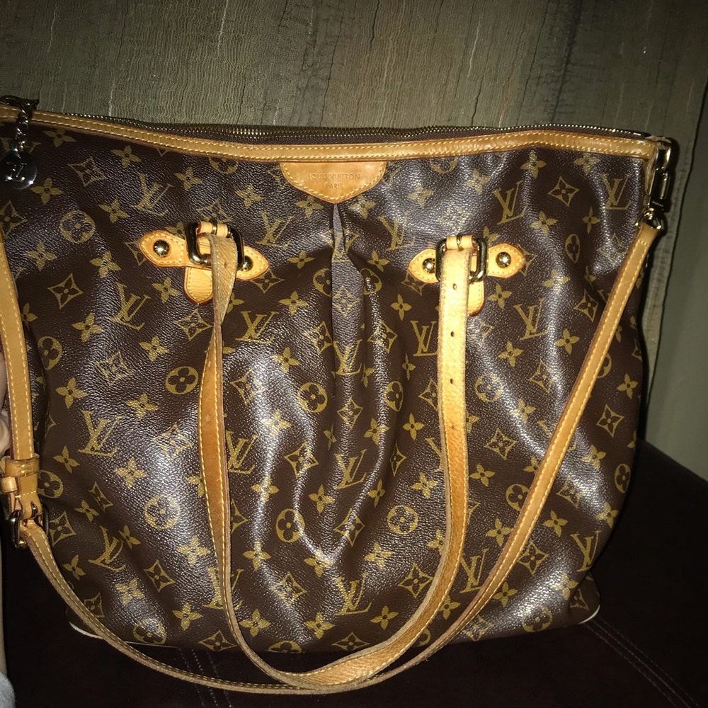 Louis Vuitton Palermo GM- No Trading!